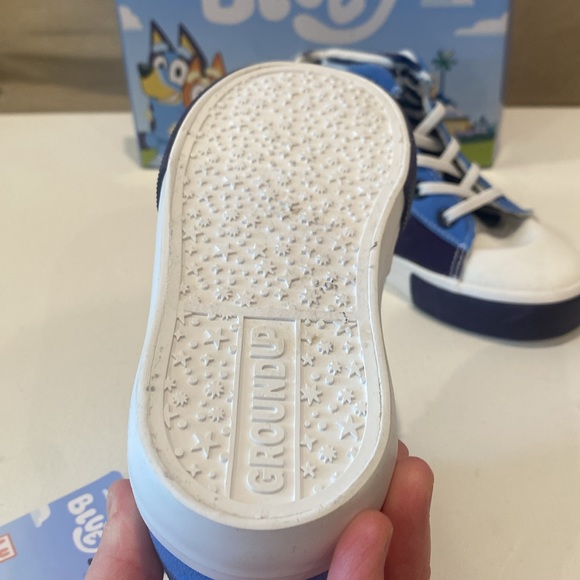 New in Box Bluey Hi Top Sneakers - Picture 5 of 11